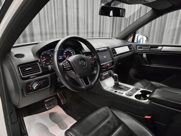 Volkswagen Touareg II с пробегом 2011 года, цена 1 950 000 рублей, 206000 км, внедорожник, Автокод Объявления