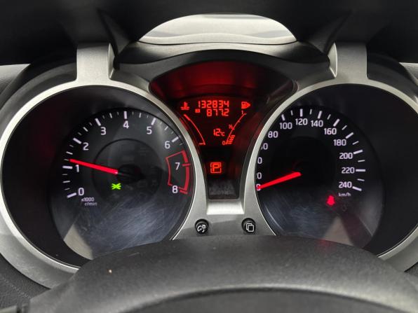 Nissan Juke I с пробегом 2012 года, цена 880 000 рублей, 132828 км, внедорожник, Автокод Объявления
