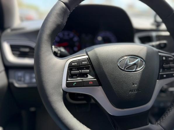 Hyundai Solaris II с пробегом 2019 года, цена 1 210 000 рублей, 151614 км, седан, Автокод Объявления