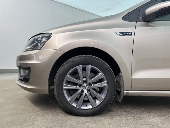 Volkswagen Polo V Рестайлинг с пробегом 2019 года, цена 1 450 000 рублей, 86403 км, седан, Автокод Объявления