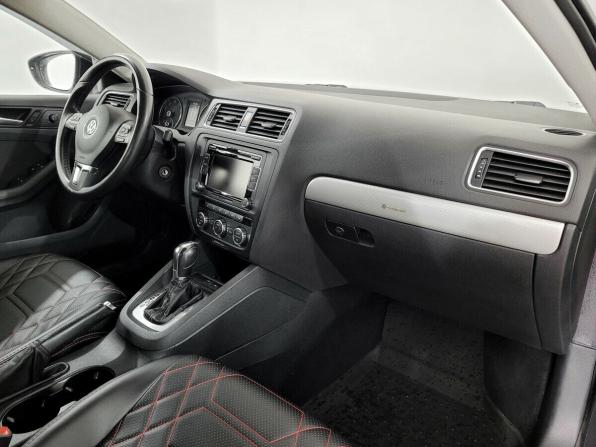 Volkswagen Jetta VI с пробегом 2013 года, цена 750 000 рублей, 257458 км, седан, Автокод Объявления