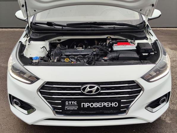 Hyundai Solaris II с пробегом 2017 года, цена 1 399 000 рублей, 106359 км, седан, Автокод Объявления