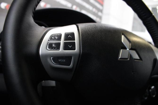 Mitsubishi Outlander II Рестайлинг с пробегом 2010 года, цена 1 268 000 рублей, 172000 км, внедорожник, Автокод Объявления