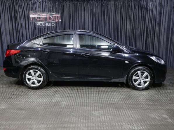 Hyundai Solaris I с пробегом 2012 года, цена 619 000 рублей, 266000 км, седан, Автокод Объявления