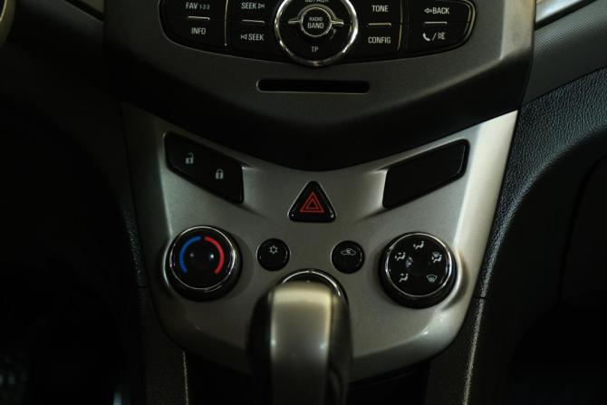 Chevrolet Aveo II с пробегом 2012 года, цена 799 000 рублей, 63000 км, седан, Автокод Объявления