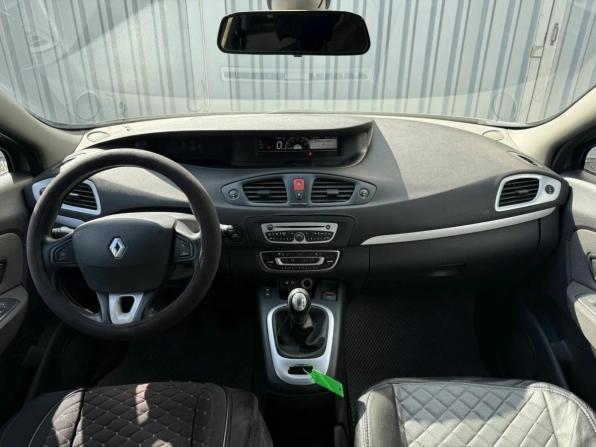 Renault Scenic III с пробегом 2011 года, цена 745 000 рублей, 373681 км, минивэн, Автокод Объявления
