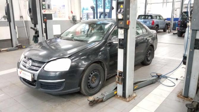 Volkswagen Jetta V с пробегом 2007 года, цена 390 000 рублей, 363009 км, седан, Автокод Объявления