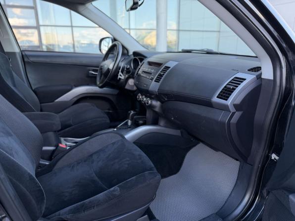 Mitsubishi Outlander II Рестайлинг с пробегом 2012 года, цена 775 000 рублей, 295957 км, внедорожник, Автокод Объявления