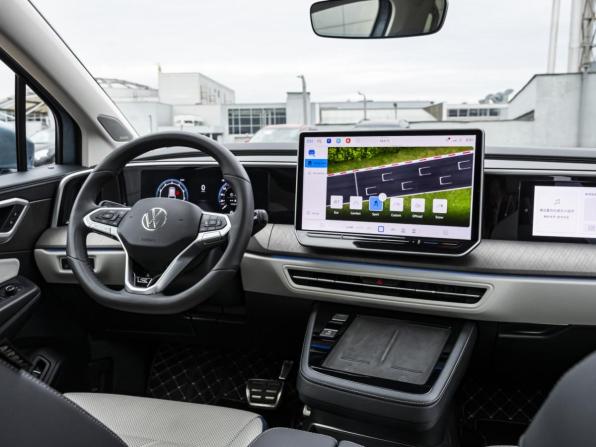 Volkswagen Talagon I Рестайлинг с пробегом 2025 года, цена 5 699 000 рублей, 3115 км, внедорожник, Автокод Объявления