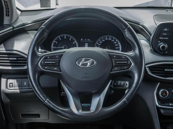 Hyundai Santa Fe IV с пробегом 2018 года, цена 2 479 000 рублей, 131884 км, внедорожник, Автокод Объявления