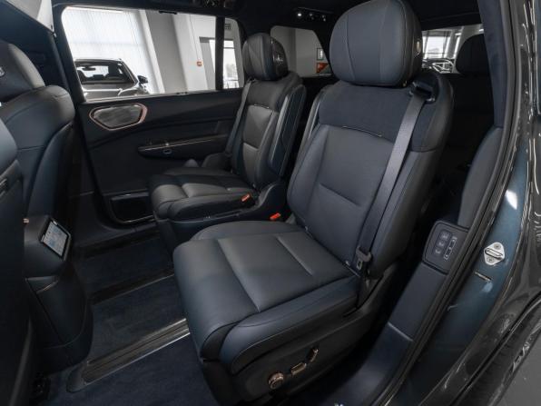 Lynk &amp; Co 900 с пробегом 2025 года, цена 7 160 000 рублей, 50 км, внедорожник, Автокод Объявления