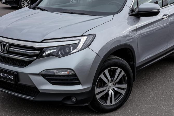 Honda Pilot III с пробегом 2018 года, цена 2 888 000 рублей, 130523 км, внедорожник, Автокод Объявления