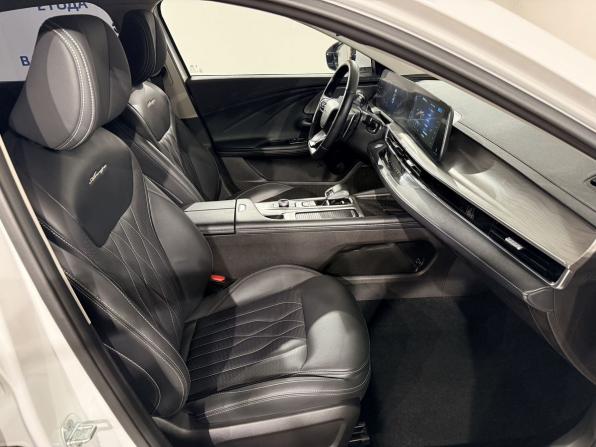 Chery Arrizo 8 с пробегом 2023 года, цена 2 199 000 рублей, 36410 км, седан, Автокод Объявления