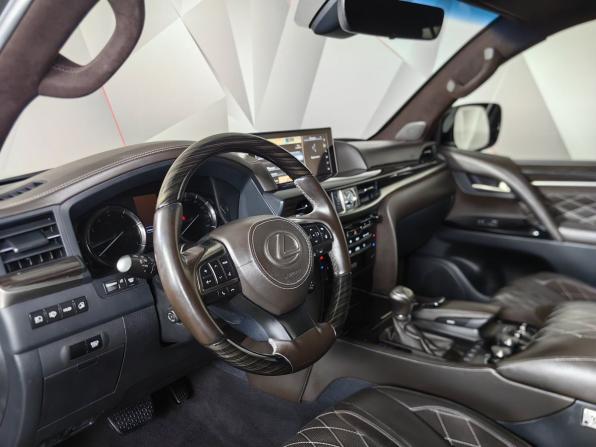 Lexus LX III Рестайлинг 2 с пробегом 2019 года, цена 6 999 000 рублей, 154930 км, внедорожник, Автокод Объявления
