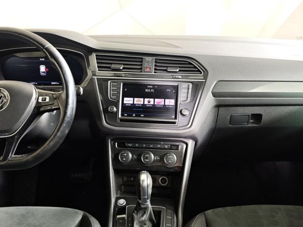 Volkswagen Tiguan II с пробегом 2017 года, цена 2 197 000 рублей, 200072 км, внедорожник, Автокод Объявления