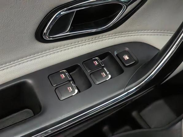 Kia Ceed II Рестайлинг с пробегом 2016 года, цена 1 077 000 рублей, 226329 км, хэтчбек, Автокод Объявления