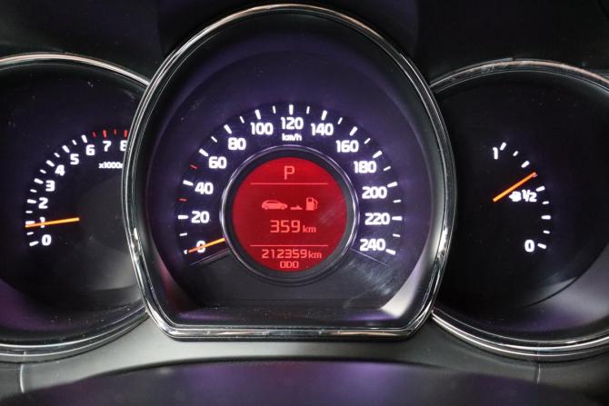 Kia Ceed II Рестайлинг с пробегом 2016 года, цена 999 000 рублей, 211000 км, хэтчбек, Автокод Объявления