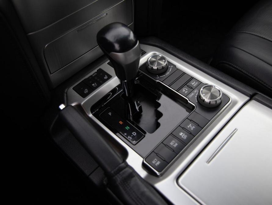 Toyota Land Cruiser 200 Series Рестайлинг 2 Санкт-Петербург  - изображение 15
