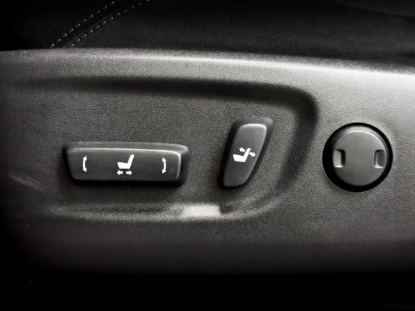 Toyota Land Cruiser Prado 150 Series Рестайлинг 2 с пробегом 2020 года, цена 5 999 000 рублей, 54239 км, внедорожник, Автокод Объявления