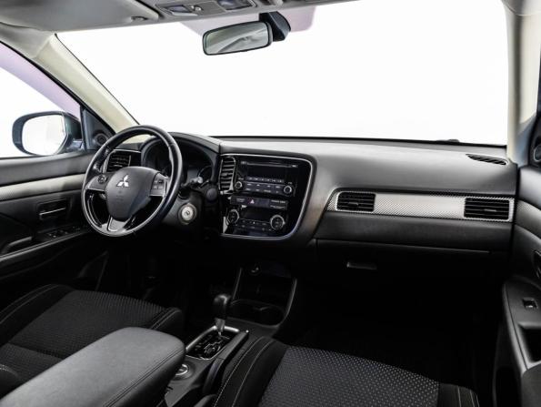 Mitsubishi Outlander III Рестайлинг 2 с пробегом 2016 года, цена 1 899 000 рублей, 76065 км, внедорожник, Автокод Объявления