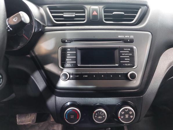 Kia Rio III Рестайлинг с пробегом 2015 года, цена 850 000 рублей, 141000 км, седан, Автокод Объявления