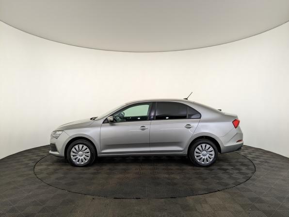 Skoda Rapid II с пробегом 2021 года, цена 1 470 000 рублей, 76273 км, лифтбек, Автокод Объявления