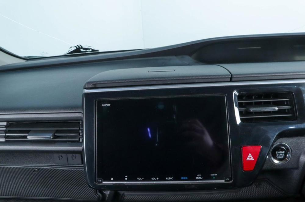 Honda Stepwgn V Рестайлинг Челябинск  - изображение 16