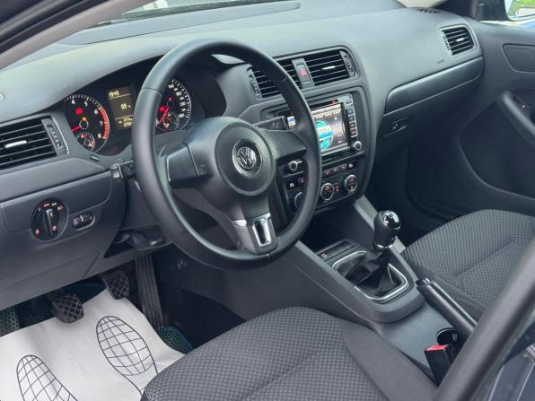 Volkswagen Jetta VI с пробегом 2014 года, цена 917 000 рублей, 229649 км, седан, Автокод Объявления