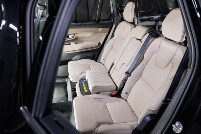 Новый Volvo XC90 II Рестайлинг 2 2025 года, цена 12 900 000 рублей, внедорожник, Автокод Объявления