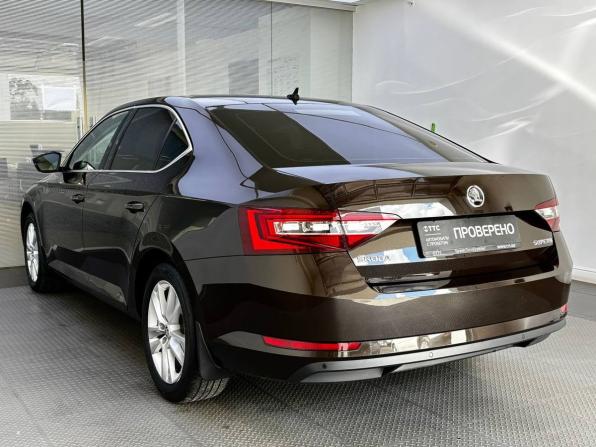 Skoda Superb III с пробегом 2017 года, цена 2 300 000 рублей, 77672 км, лифтбек, Автокод Объявления