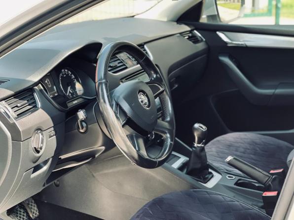 Skoda Octavia III (A7) с пробегом 2014 года, цена 950 000 рублей, 264319 км, лифтбек, Автокод Объявления