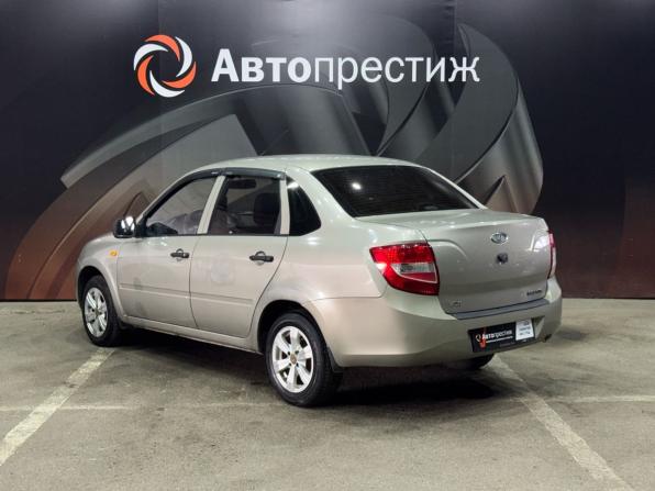 Lada (ВАЗ) Granta I с пробегом 2012 года, цена 340 000 рублей, 250674 км, седан, Автокод Объявления