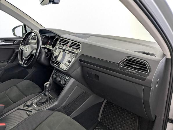 Volkswagen Tiguan II с пробегом 2017 года, цена 1 960 000 рублей, 125740 км, внедорожник, Автокод Объявления