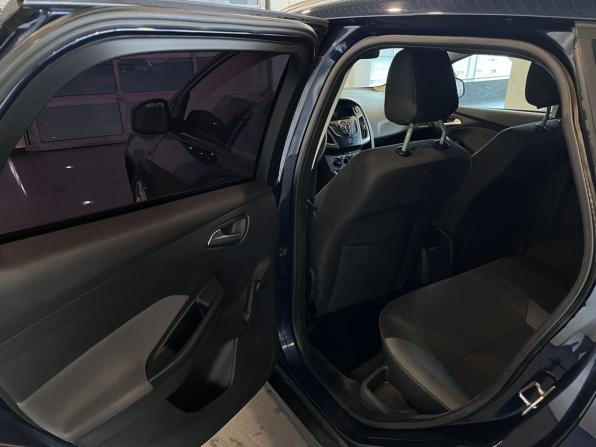 Ford Focus III с пробегом 2012 года, цена 595 000 рублей, 230503 км, универсал, Автокод Объявления
