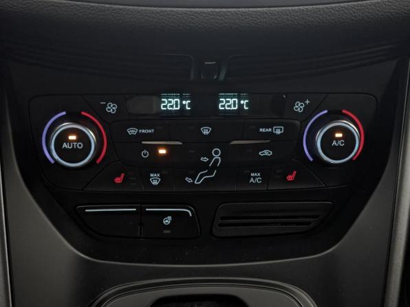 Ford Kuga II Рестайлинг с пробегом 2017 года, цена 1 725 000 рублей, 97619 км, внедорожник, Автокод Объявления