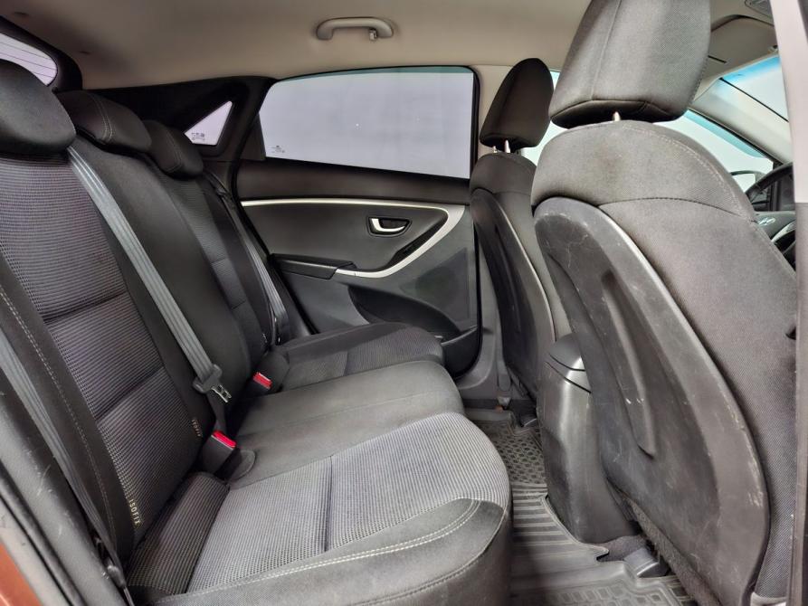Hyundai i30 II Москва  - изображение 11
