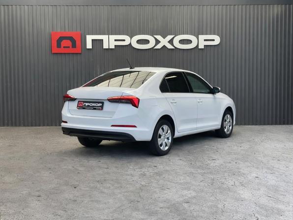 Skoda Rapid II с пробегом 2021 года, цена 1 297 000 рублей, 88028 км, лифтбек, Автокод Объявления