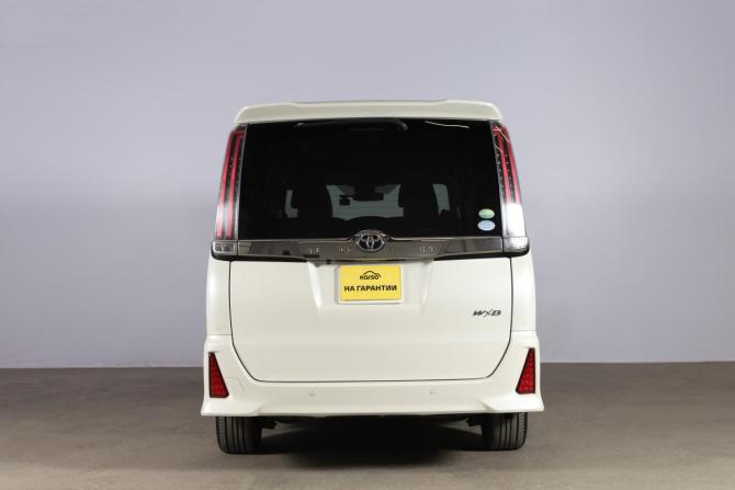 Toyota Noah III (R80) с пробегом 2019 года, цена 3 099 000 рублей, 91000 км, минивэн, Автокод Объявления