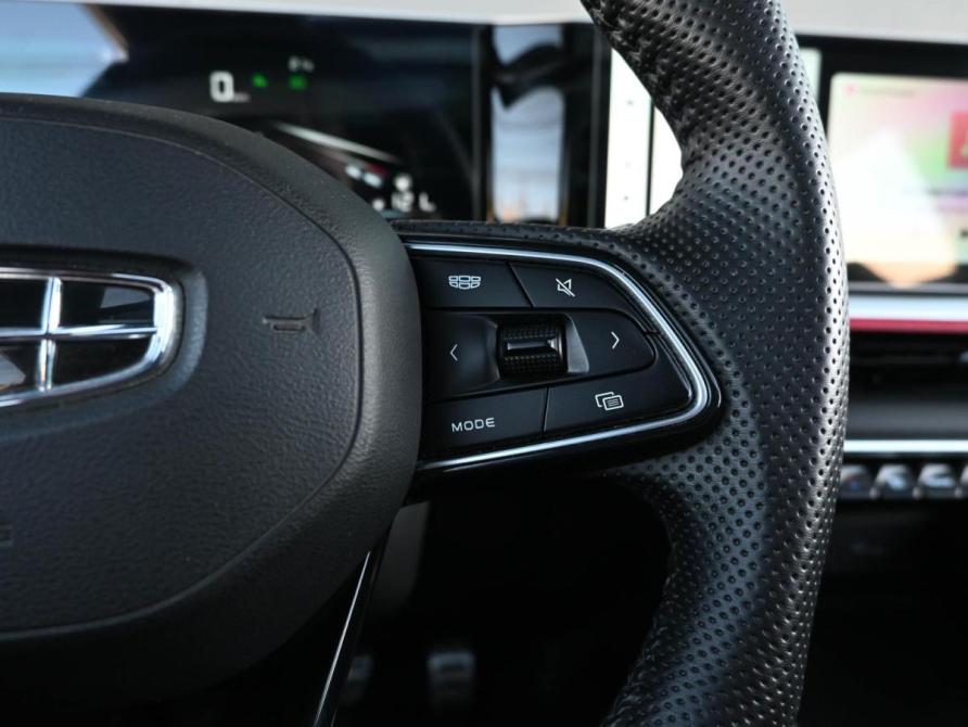 Geely Coolray I Рестайлинг Новороссийск  - изображение 18