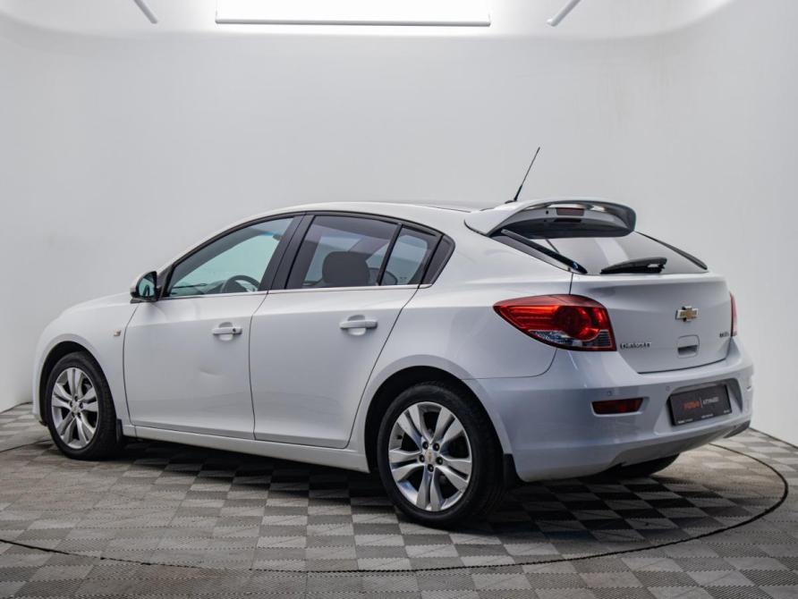 Chevrolet Cruze I Рестайлинг Москва  - изображение 3