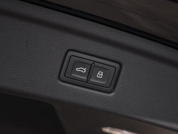 Audi A5 II (F5) Рестайлинг с пробегом 2020 года, цена 3 899 000 рублей, 108290 км, лифтбек, Автокод Объявления