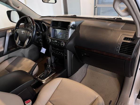 Toyota Land Cruiser Prado 150 Series с пробегом 2010 года, цена 2 660 000 рублей, 229643 км, внедорожник, Автокод Объявления