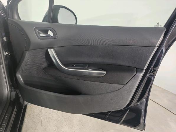 Peugeot 408 I с пробегом 2016 года, цена 569 000 рублей, 174234 км, седан, Автокод Объявления