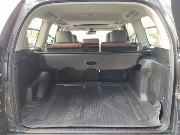 Toyota Land Cruiser Prado 150 Series Рестайлинг 2 с пробегом 2017 года, цена 5 600 000 рублей, 66326 км, внедорожник, Автокод Объявления