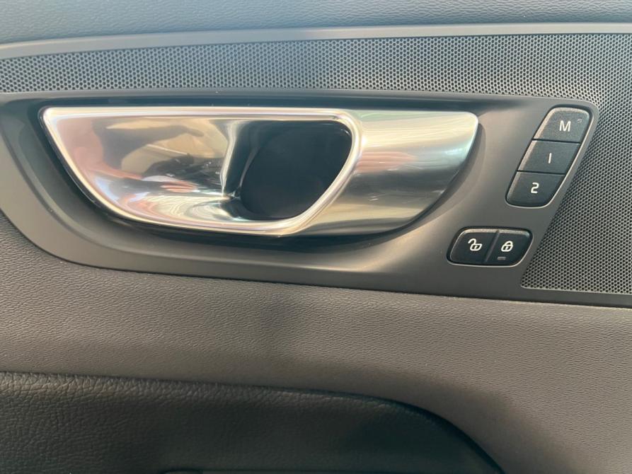 Volvo XC60 II Рестайлинг Москва  - изображение 15
