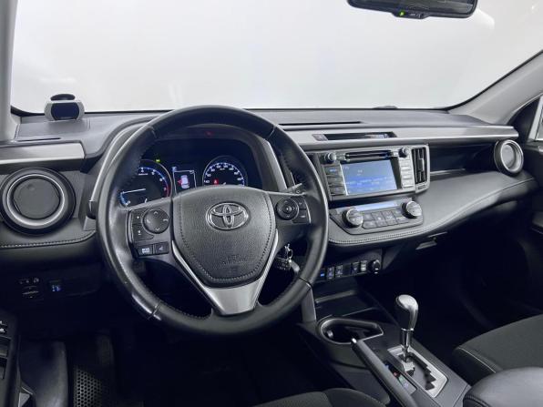 Toyota RAV4 IV (XA40) Рестайлинг с пробегом 2015 года, цена 2 030 000 рублей, 124254 км, внедорожник, Автокод Объявления