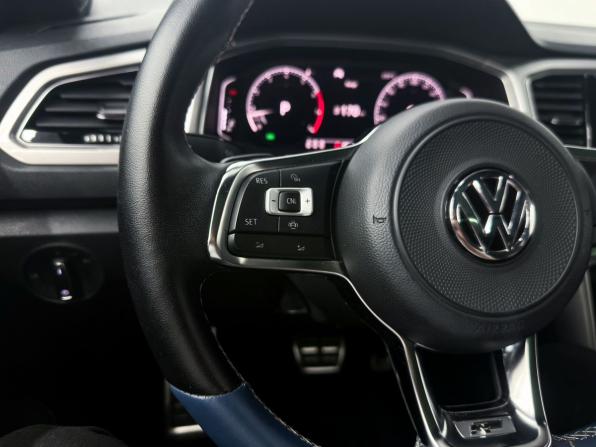 Volkswagen T-Roc I с пробегом 2020 года, цена 2 550 000 рублей, 70535 км, внедорожник, Автокод Объявления