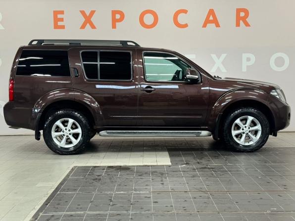 Nissan Pathfinder III Рестайлинг с пробегом 2011 года, цена 1 419 000 рублей, 243045 км, внедорожник, Автокод Объявления