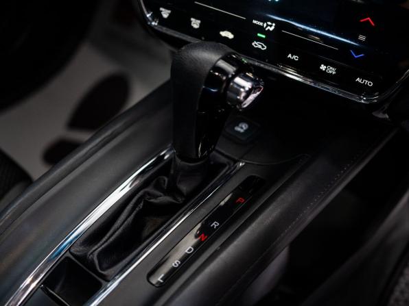 Honda Vezel I Рестайлинг с пробегом 2018 года, цена 1 900 000 рублей, 70634 км, внедорожник, Автокод Объявления