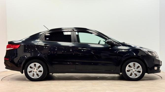 Kia Rio III Рестайлинг с пробегом 2016 года, цена 825 000 рублей, 204048 км, седан, Автокод Объявления